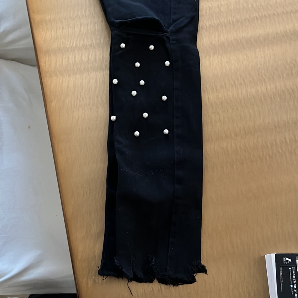 Black Pearl Jeans with Rips - Picture 2 of 5